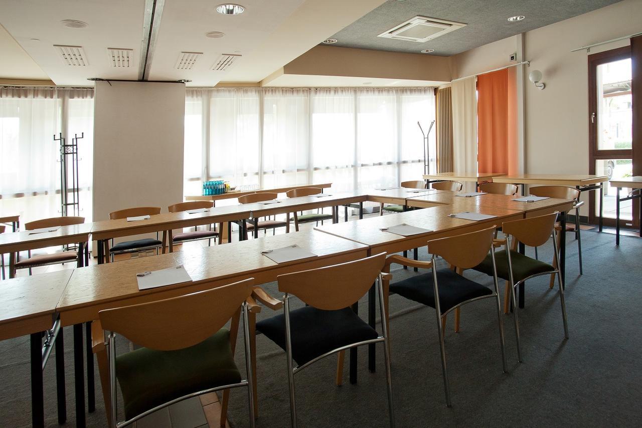Hotel Lifestyle Landshut Extérieur photo